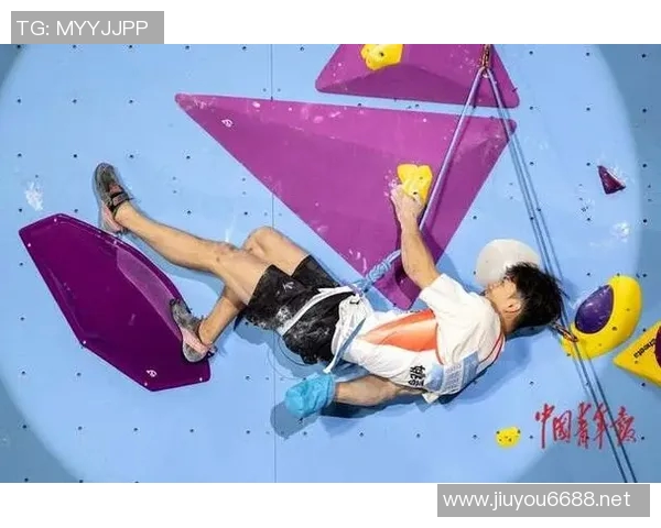 实时新闻攀岩深度探索广州攀岩队的战术与策略揭秘